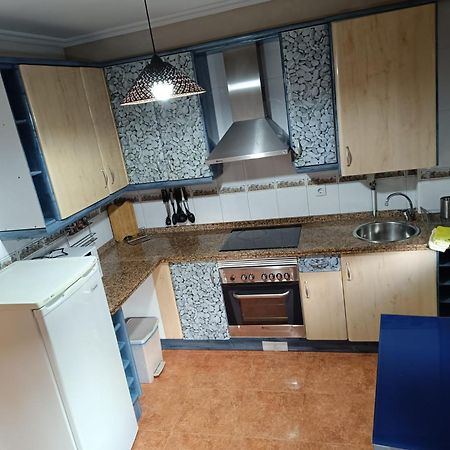 Apartamentos Astilleros Candás エクステリア 写真