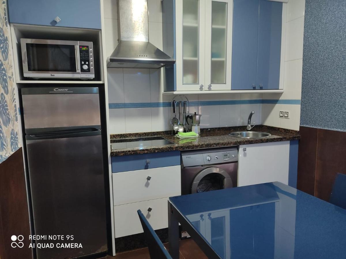 Apartamentos Astilleros Candás エクステリア 写真